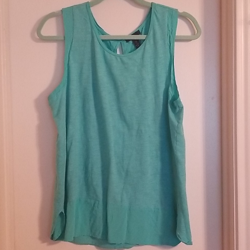 Teal Gap Tank with accents